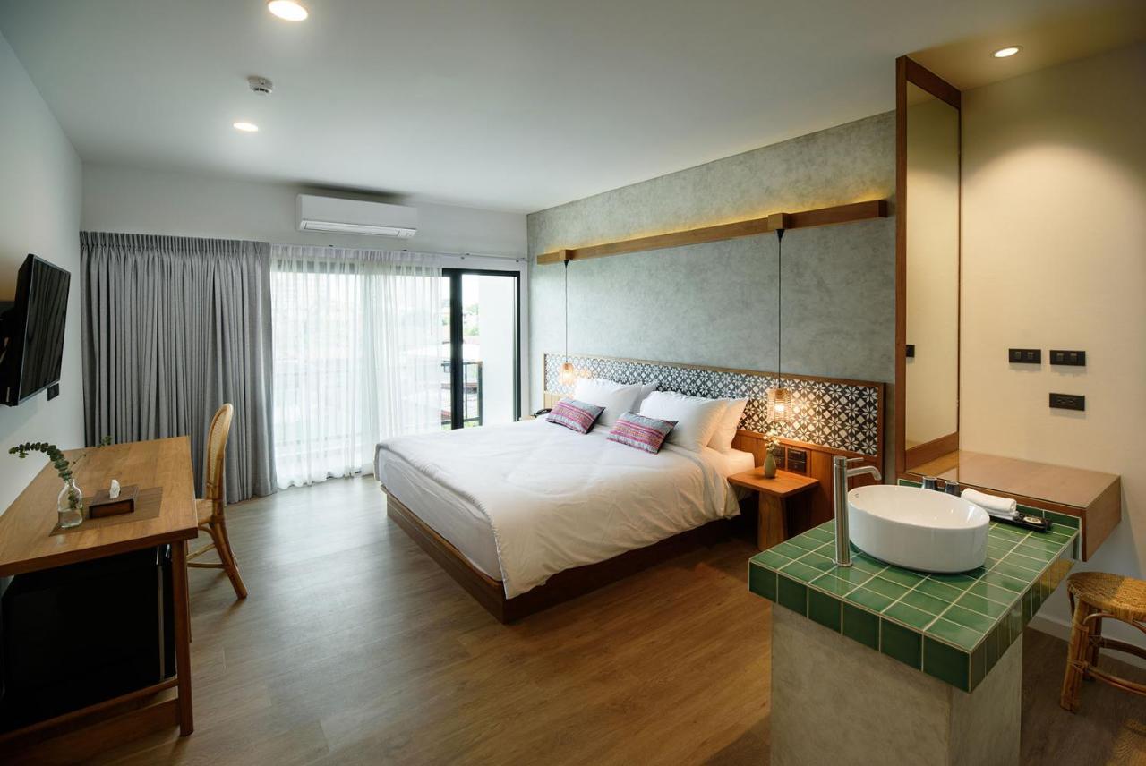 Himku Hotel - Adult Only Chiang Mai Extérieur photo